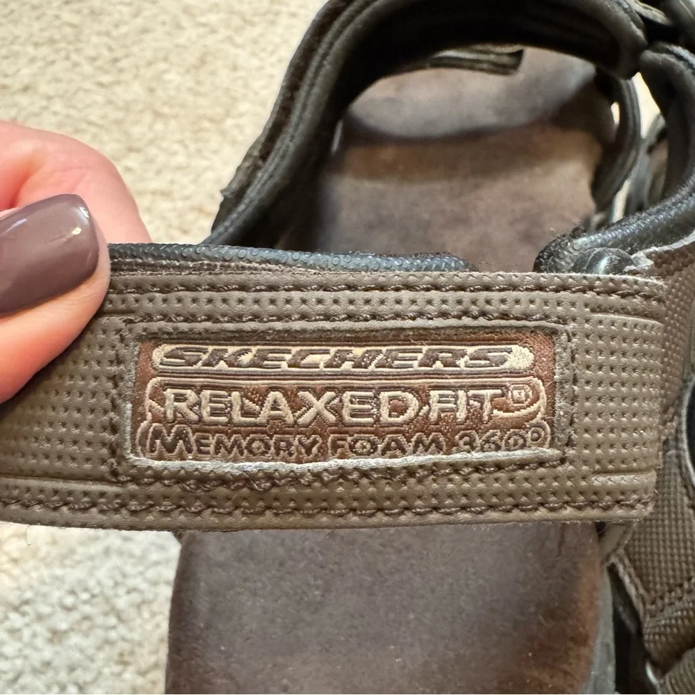 Skechers Louden Everyday Adjustable Strap Comfort Sandals‎